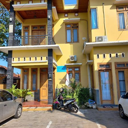 Riki Guesthouse Syari'Ah Jepara Exterior photo